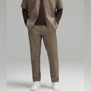 NWT Lululemon Relaxed Tapered Trouser 36